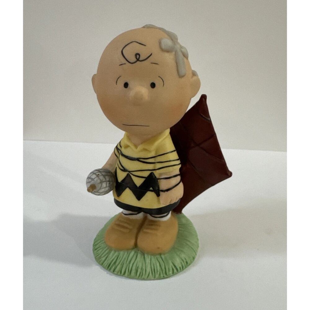 PEANUTS Snoopy Charlie Brown tied up in Kite Westland Giftware Figurine # 8216